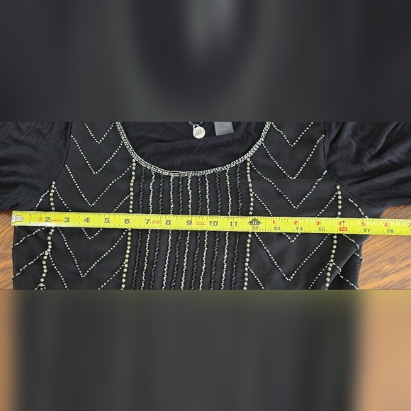 BKE Boutique Black Beaded 3/4 Sleeve Semi Sheer Blouse Womens Medium - Picture 3 of 7
